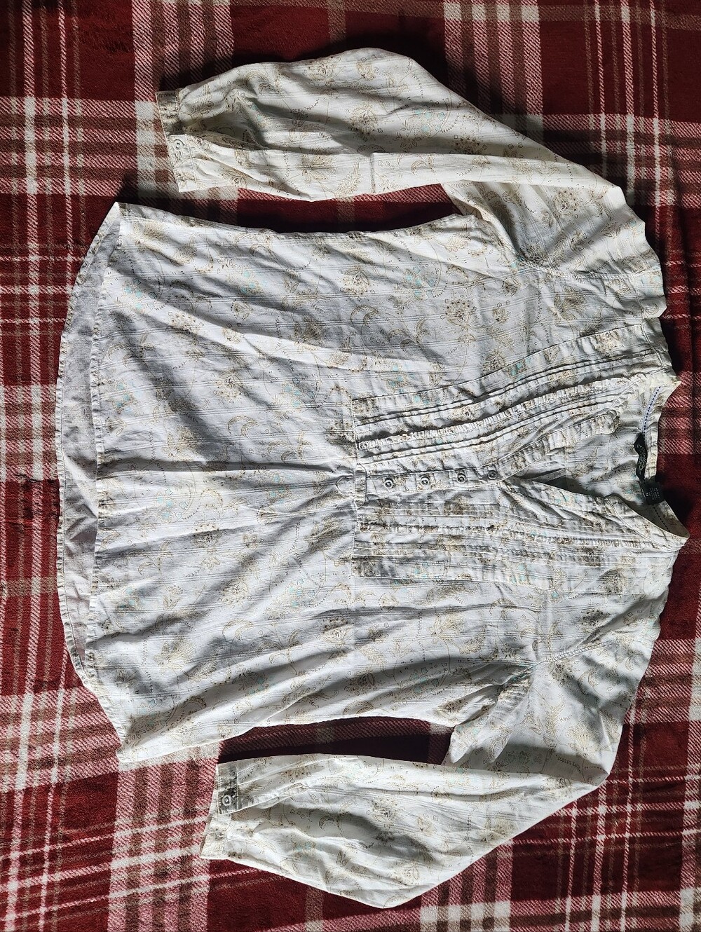 Eddie Bauer White Paisley Pintuck Blouse